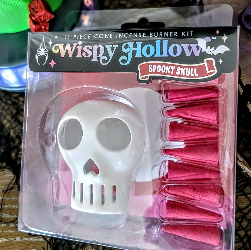 HALLOWEEN witch skull spooky Tiktok viral incense burner